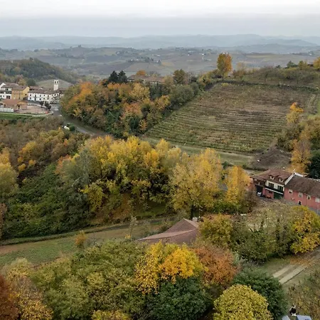 Villa Alba-asti-langhe Con Vigna, Patio E Piscina Vinchio