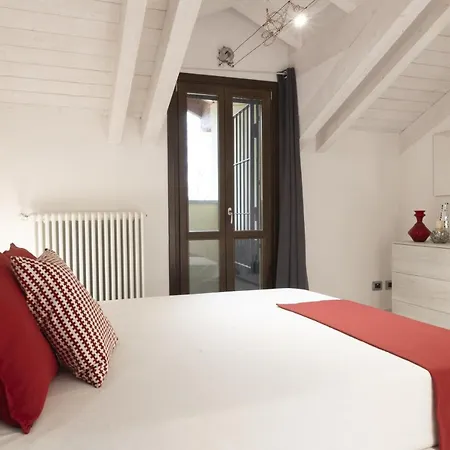 Alba-asti-langhe Con Vigna, Patio E Piscina Villa